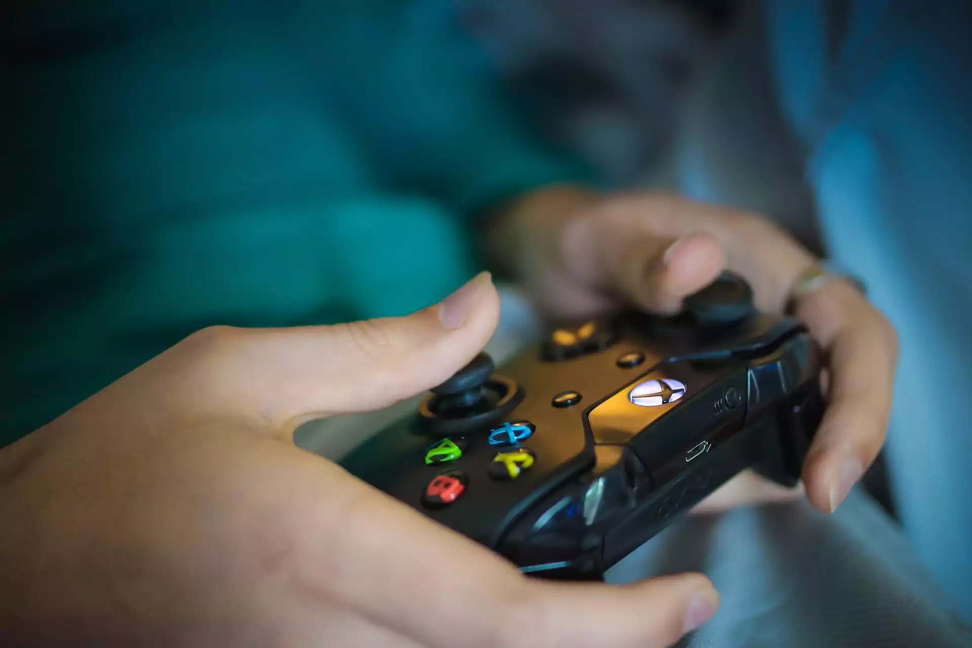 Research Shows Student Who Play Video Games Perform Better At College