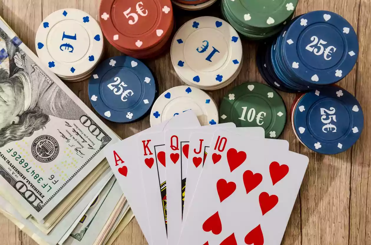 What are the Pros and Cons of Online Casino Gambling?